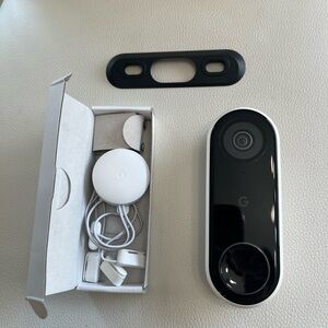 Nest Hello Doorbell Camera Wired USED